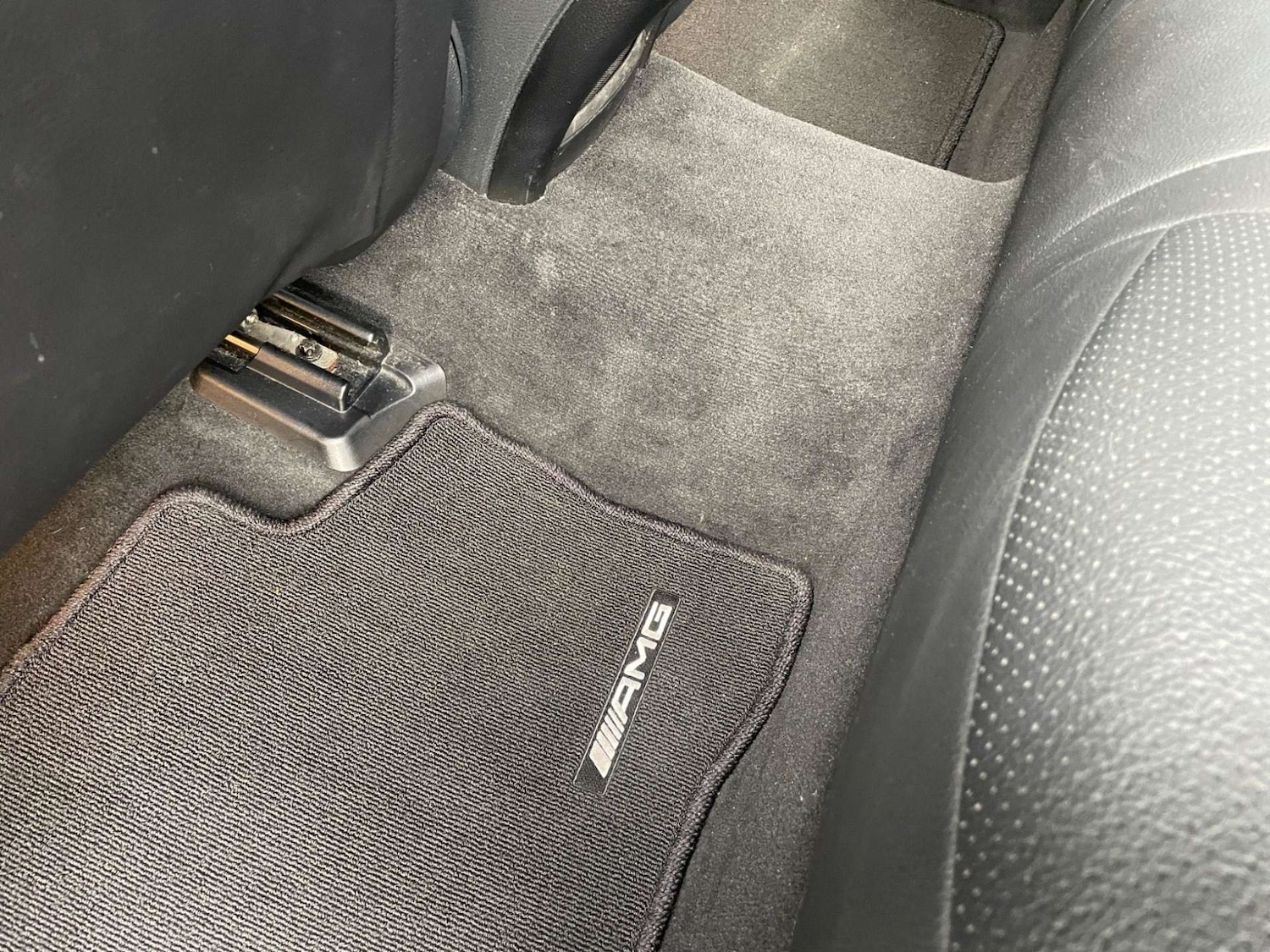 Used Mercedes-Benz GLC 2017 for sale - 76601771: Photo 17