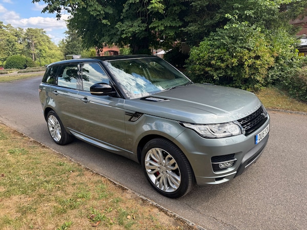 Used Land Rover Range Rover Sport 2015 for sale - 76277988: Photo 11