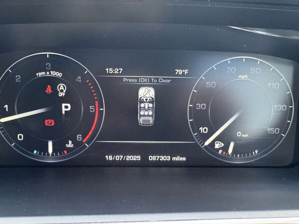 Used Land Rover Range Rover Sport 2015 for sale - 76277988: Photo 24
