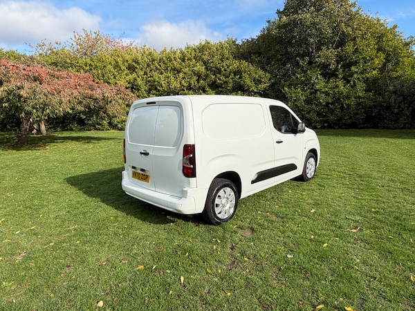 Used Vauxhall Combo 2021 for sale - 76161759: Photo 4