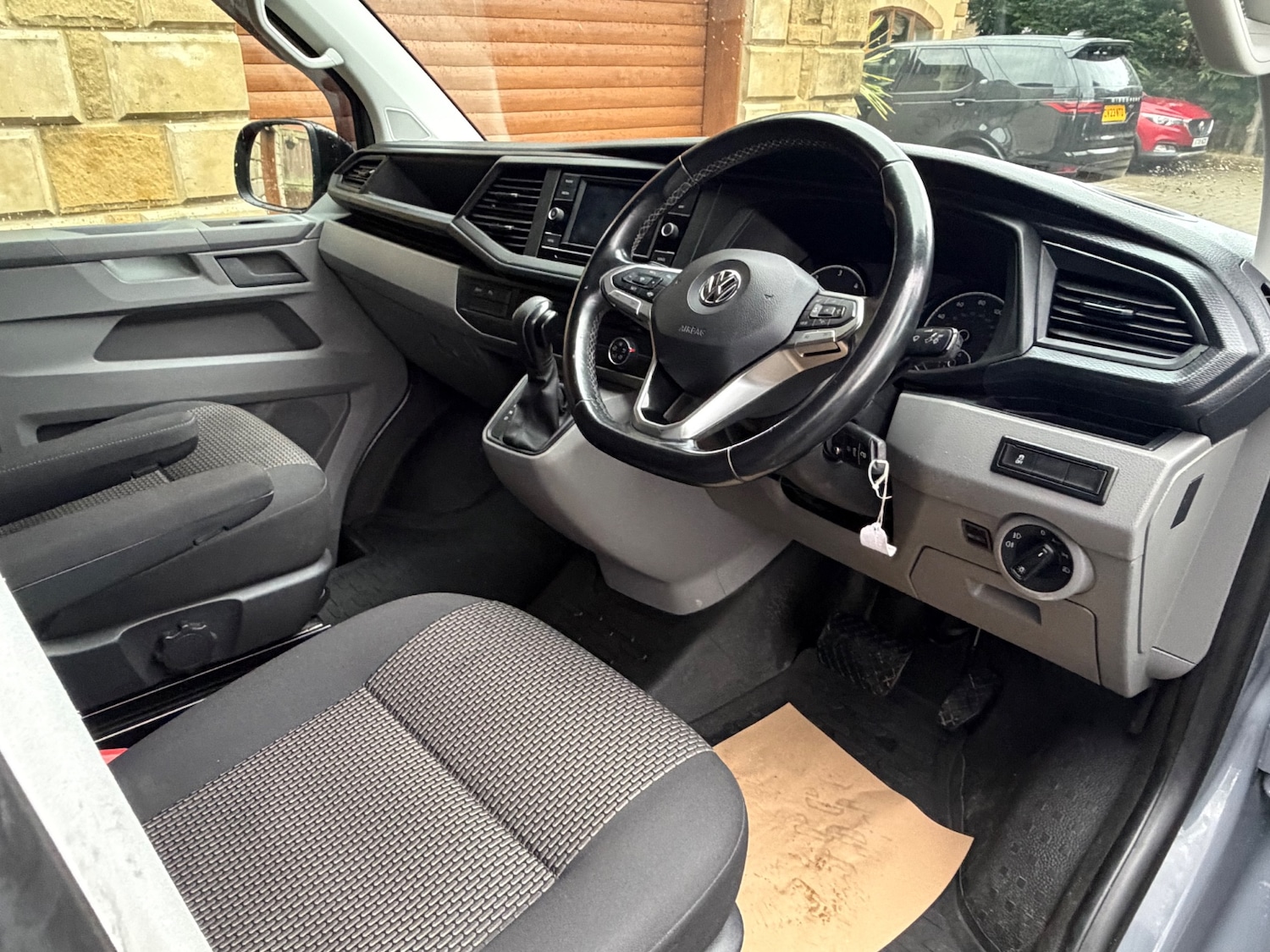 Used Volkswagen Transporter 2022 for sale - 76552578: Photo 14