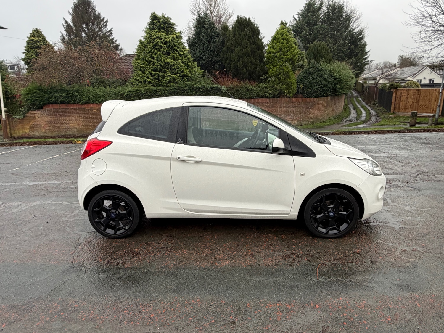 Used Ford Ka 2016 for sale - 76915137: Photo 2