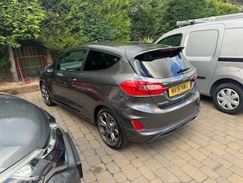 Used Ford Fiesta 2018 for sale - 75733501: Photo