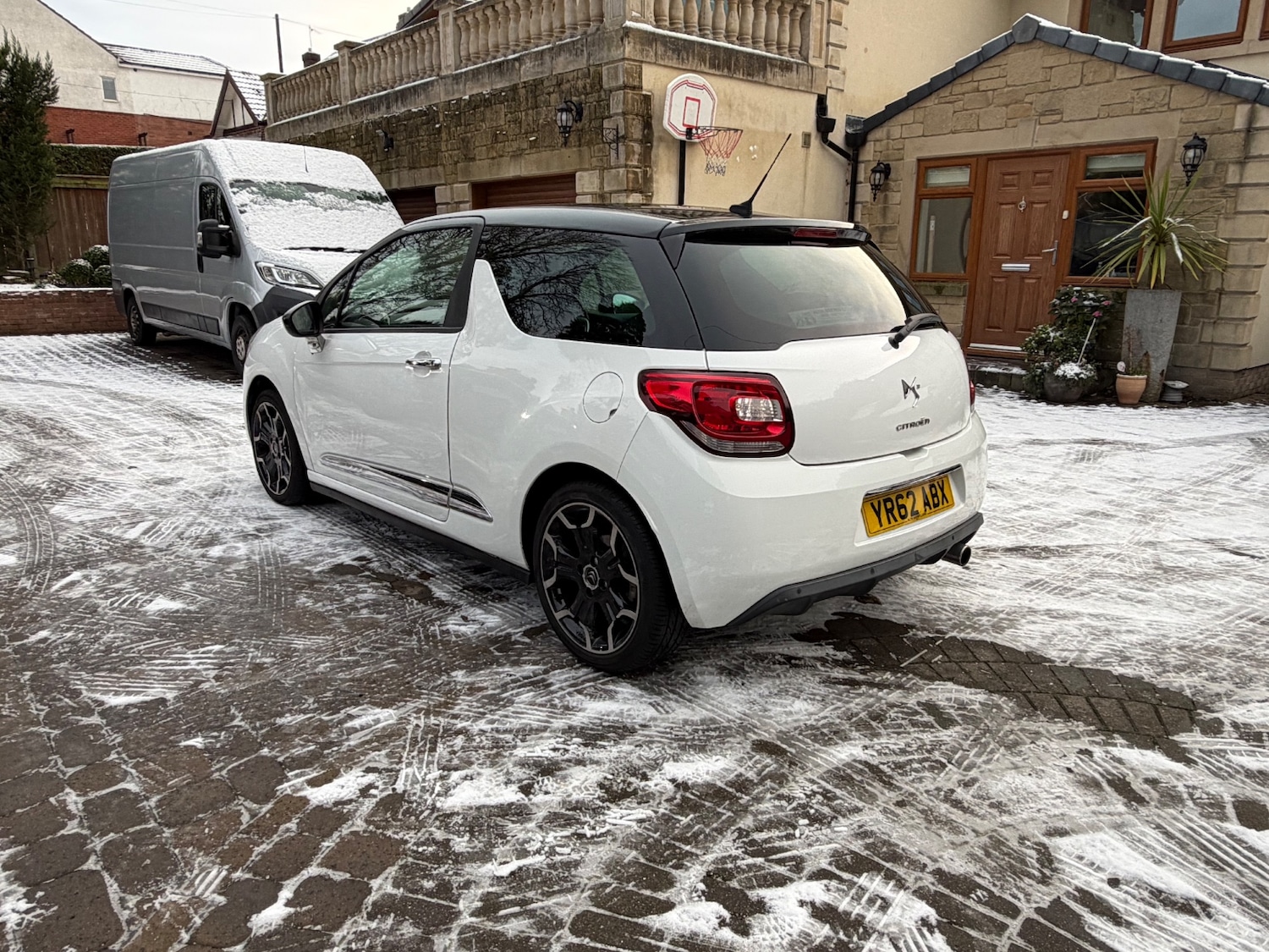 Used Citroen DS3 2012 for sale - 76640600: Photo 3