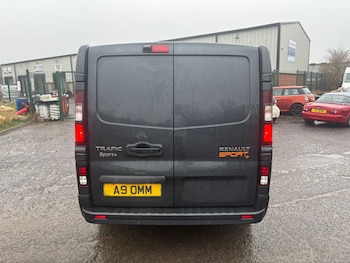 Used Renault Trafic 2022 for sale - 77019229: Photo