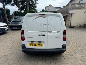 Used Peugeot Partner 2016 for sale - 75348953: Photo