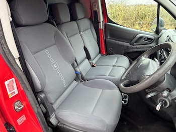 Used Peugeot Partner 2015 for sale - 76884621: Photo