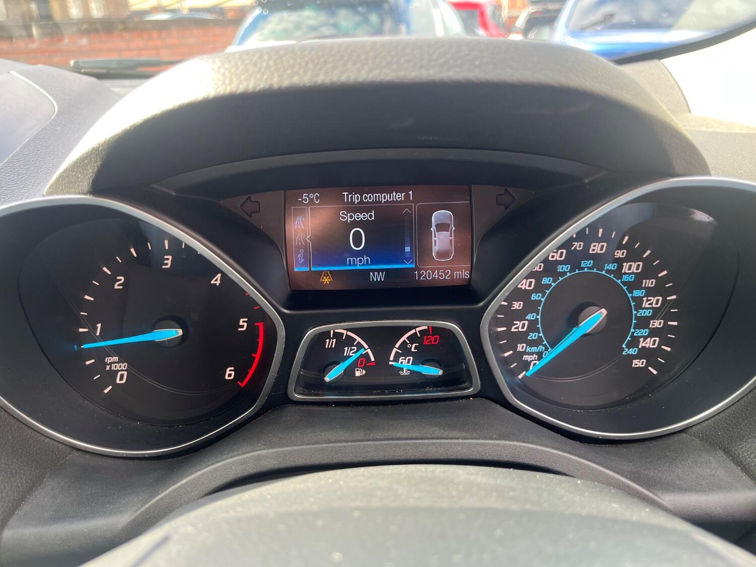 Used Ford Kuga 2016 for sale - 76058192: Photo 15