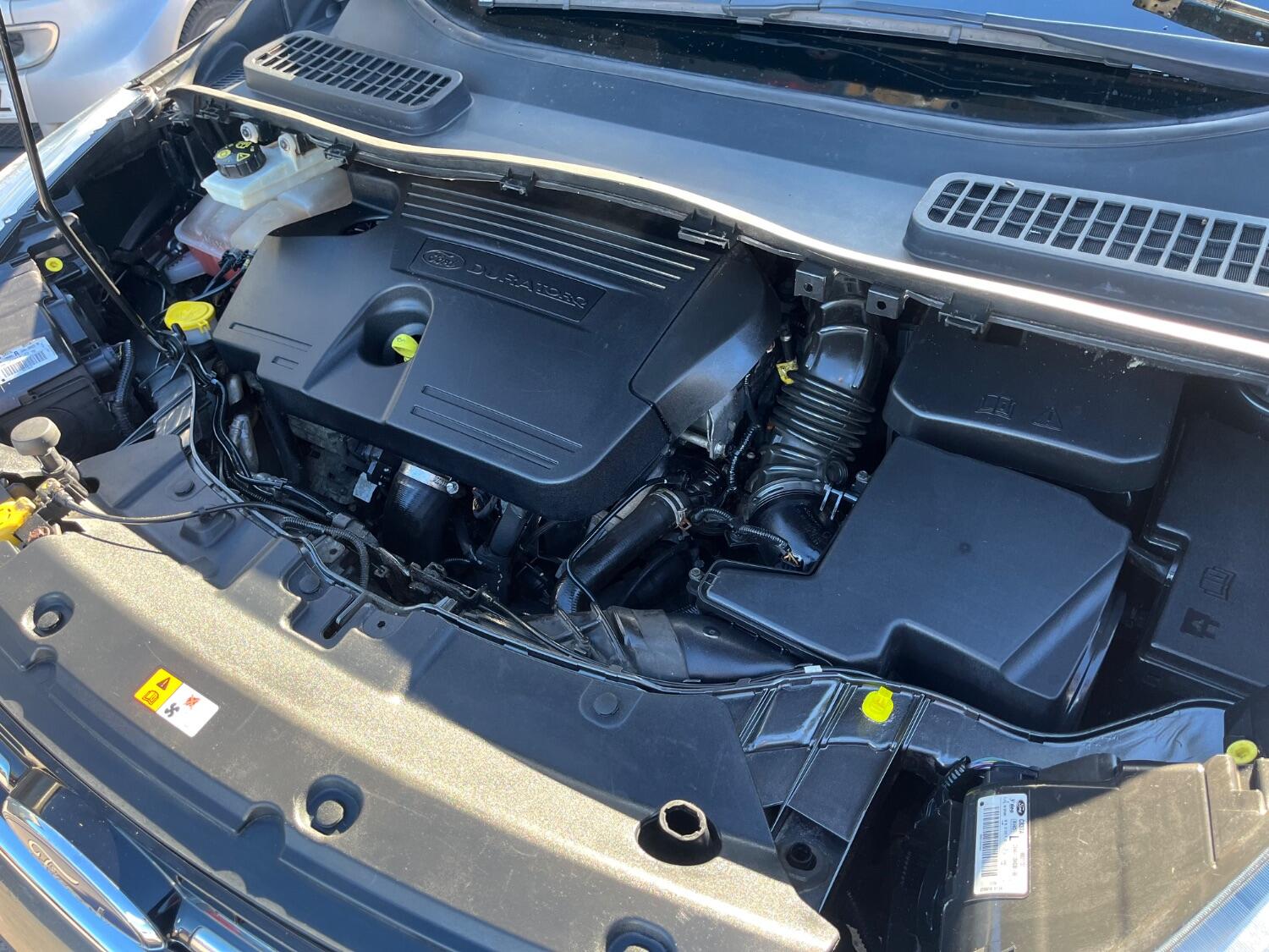 Used Ford Kuga 2016 for sale - 76058192: Photo 30