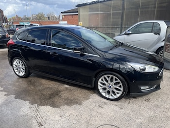Used Ford Focus 2017 for sale - 78229016: Photo