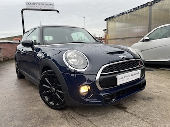 2015 - 2.0 Cooper S 3-Door Hatch in Lapis Luxury Blue