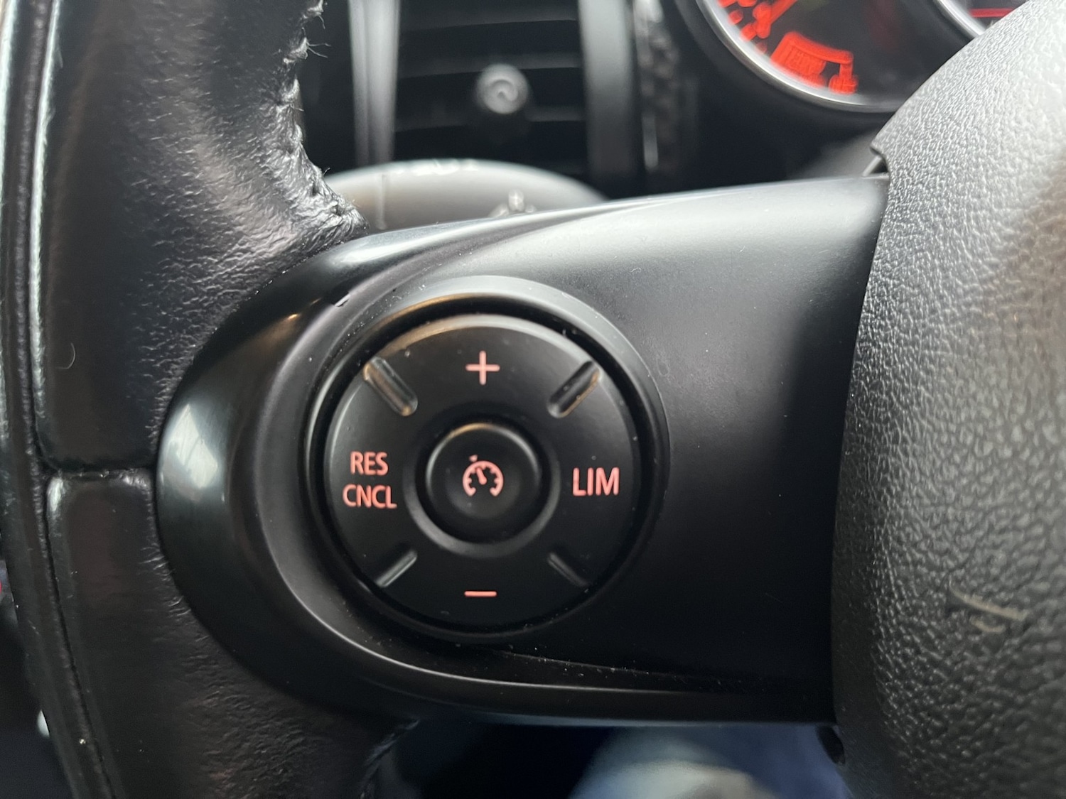 Used MINI Hatch 2015 for sale - 77014884: Photo 22