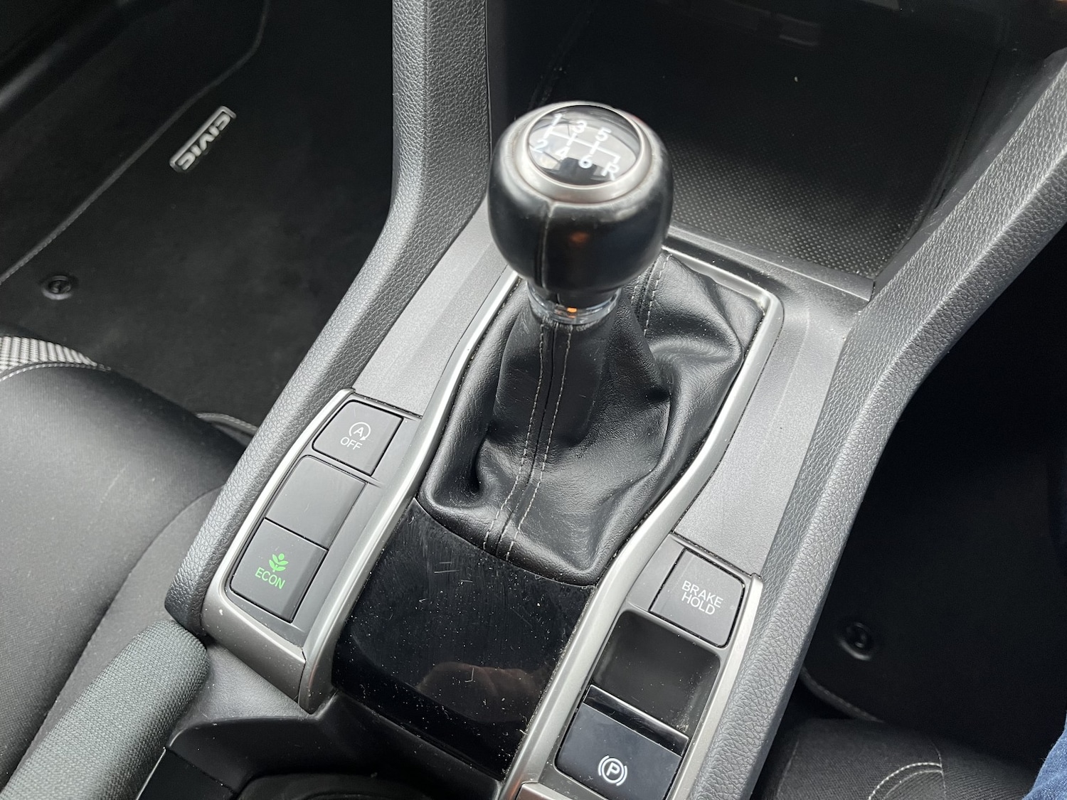 Used Honda Civic 2020 for sale - 76911124: Photo 12