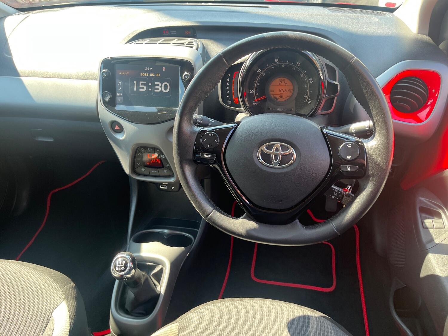 Used Toyota AYGO 2021 for sale - 76794453: Photo 11