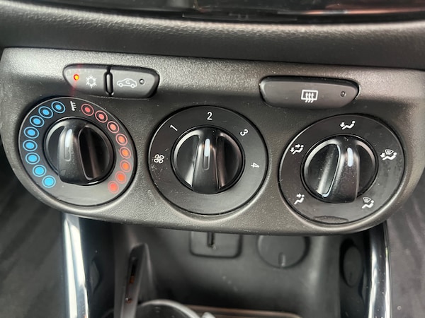 Used Vauxhall Corsa 2017 for sale - 76142594: Photo 20