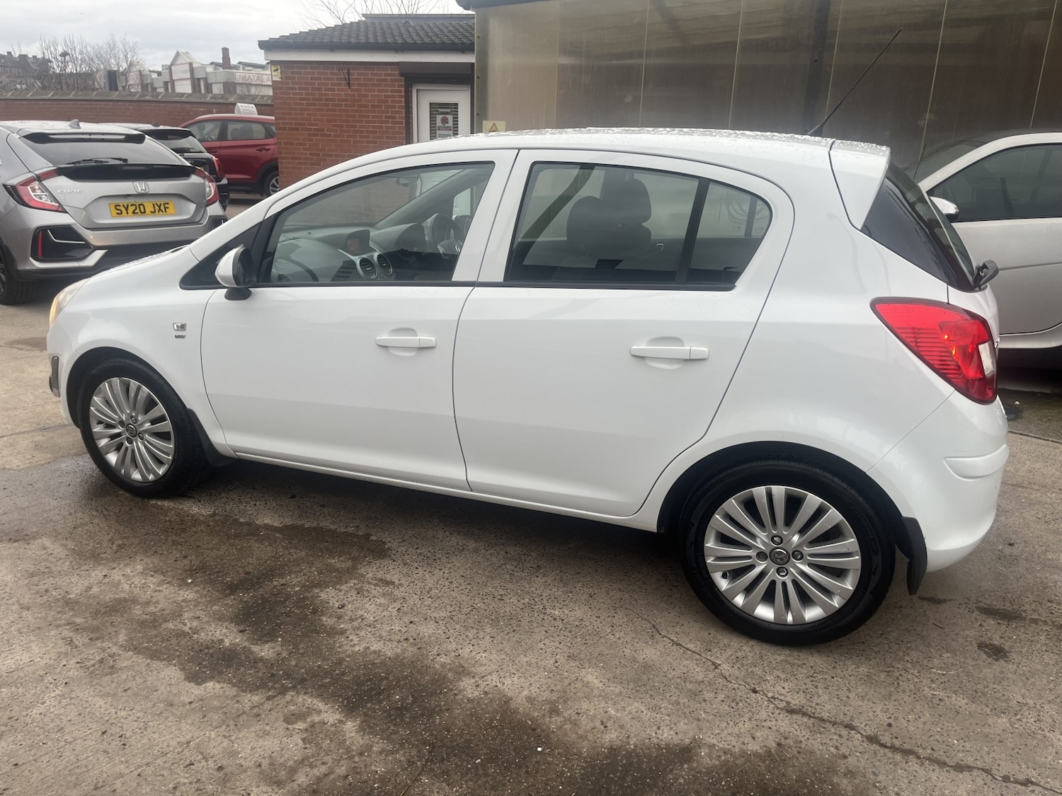 Used Vauxhall Corsa 2013 for sale - 77516135: Photo 6