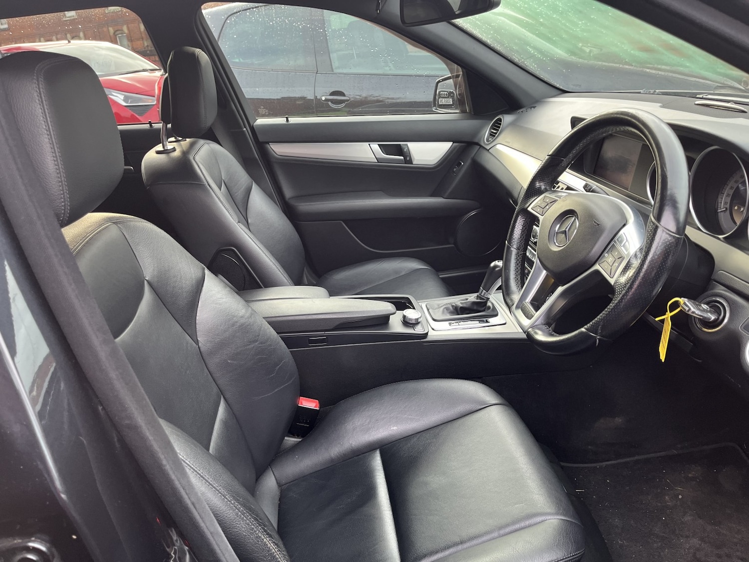 Used Mercedes-Benz C Class 2012 for sale - 76941799: Photo 10