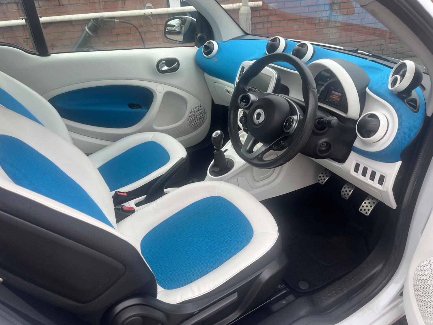 Used smart fortwo 2016 for sale - 76120184: Photo 18