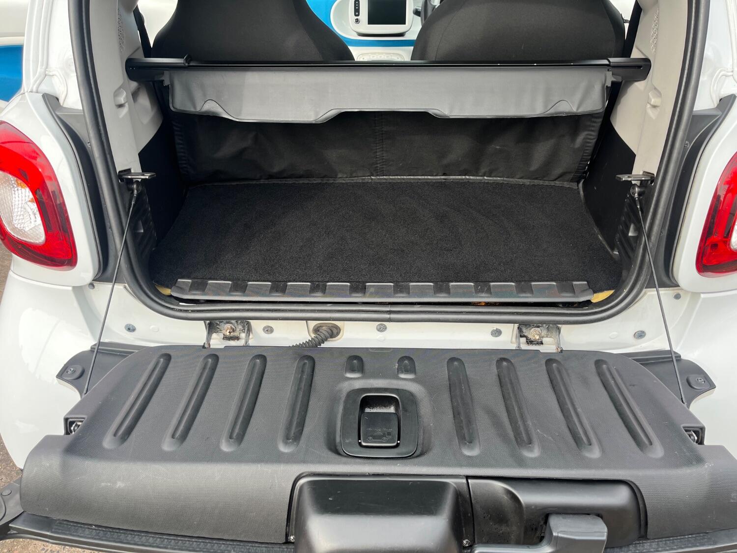 Used smart fortwo 2016 for sale - 76120184: Photo 29