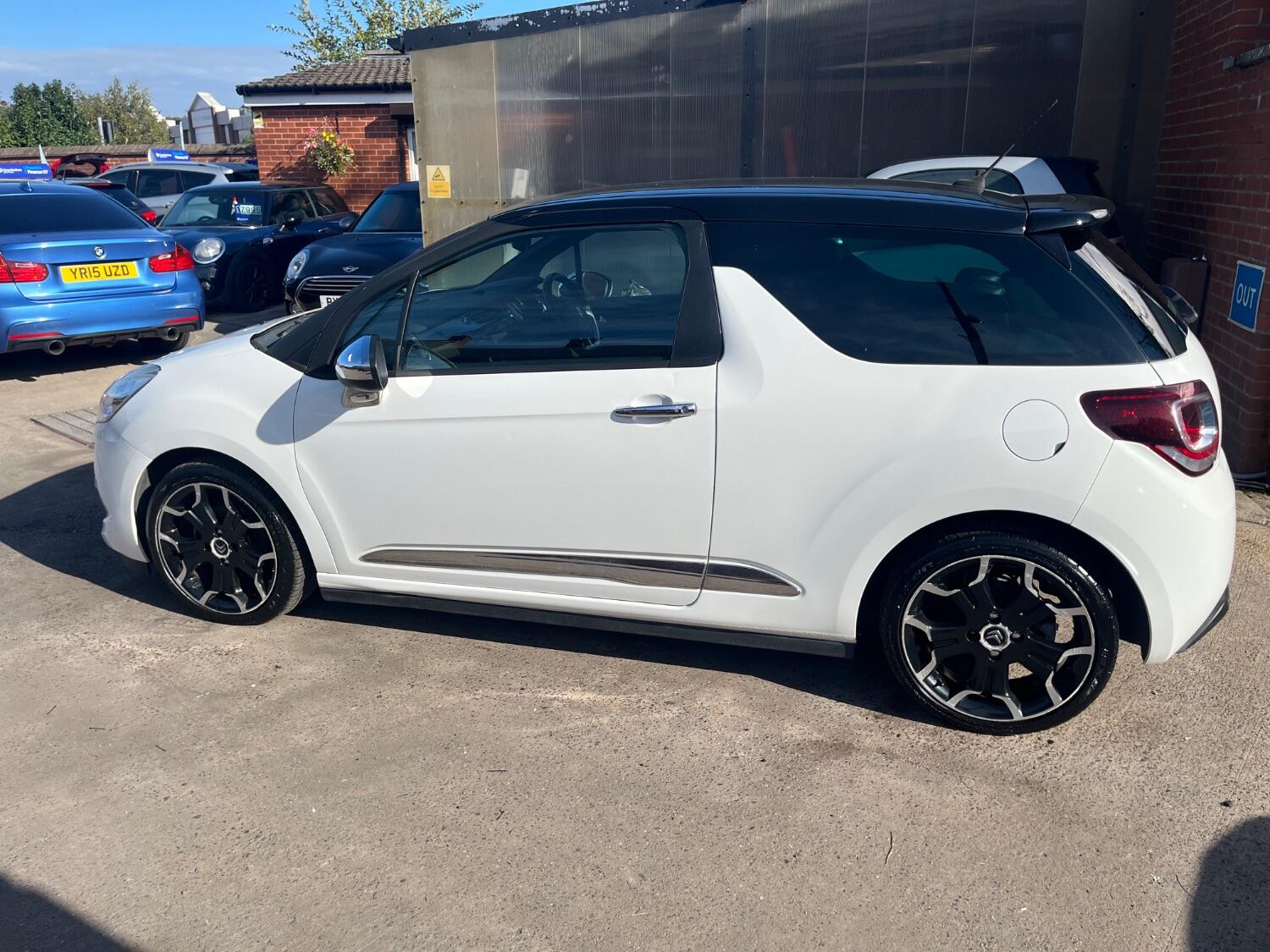 Used Citroen DS3 2013 for sale - 76041031: Photo 4