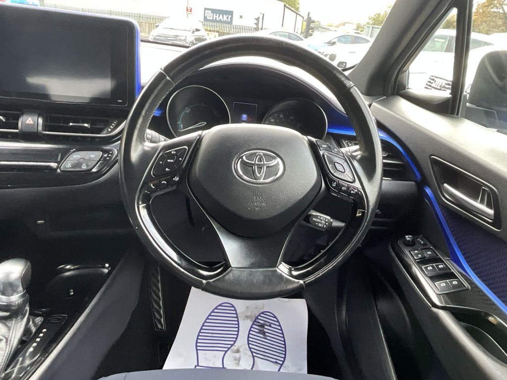 Used Toyota C-HR 2017 for sale - 76234372: Photo 11