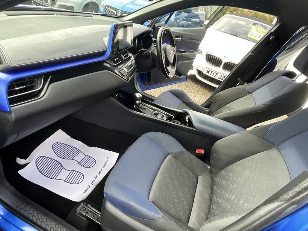 Used Toyota C-HR 2017 for sale - 76234372: Photo 16