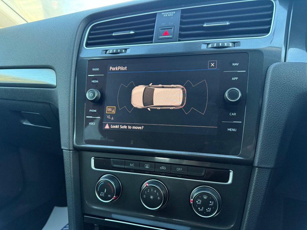 Used Volkswagen Golf 2018 for sale - 77009747: Photo 23