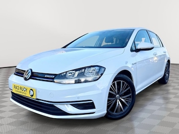 Used Volkswagen Golf 2018 for sale - 77009747: Photo