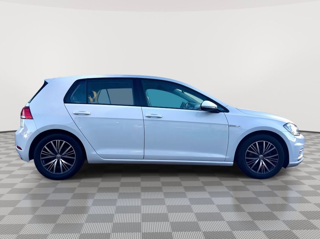 Used Volkswagen Golf 2018 for sale - 77009747: Photo 5