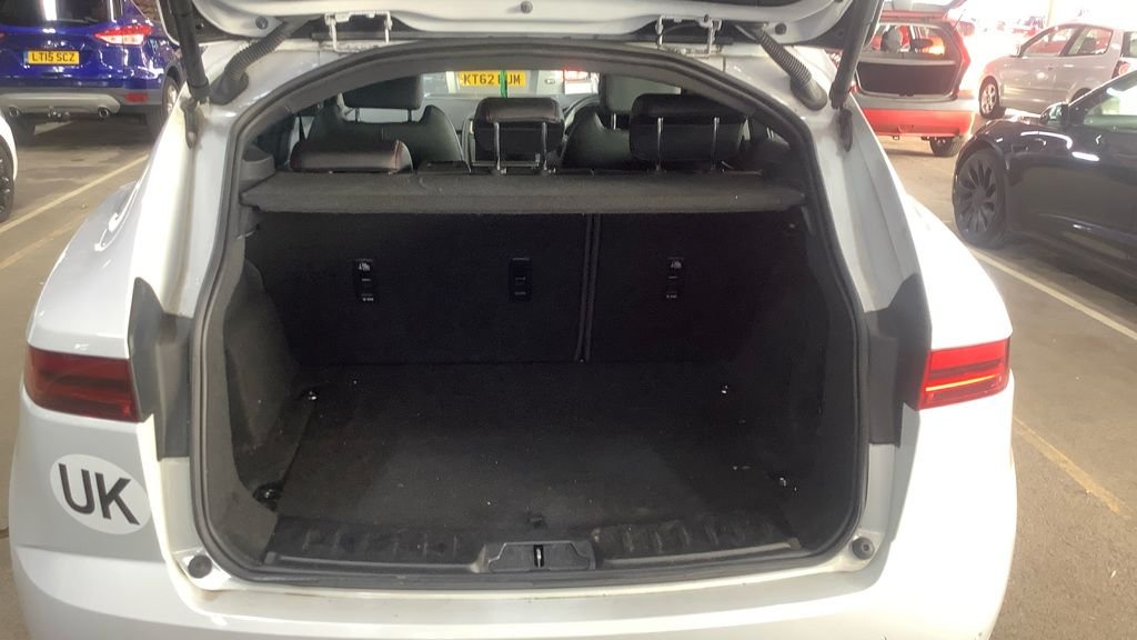 Used Jaguar E-Pace 2020 for sale - 76698623: Photo 13