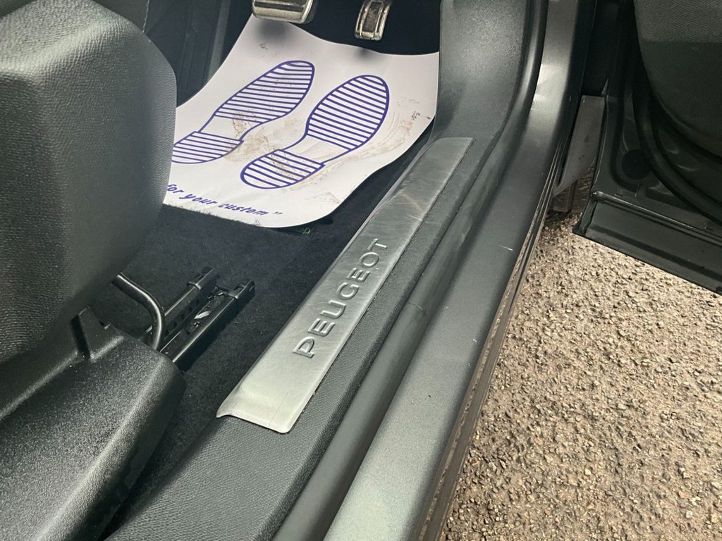 Used Peugeot 5008 2021 for sale - 77009741: Photo 19