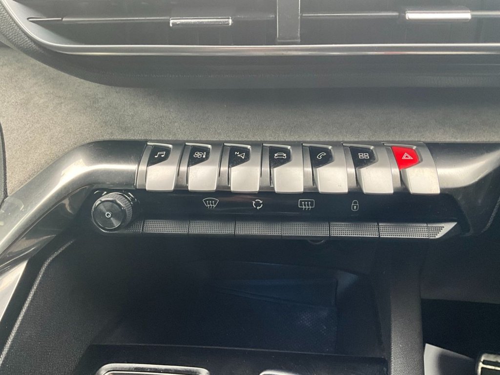 Used Peugeot 5008 2021 for sale - 77009741: Photo 30