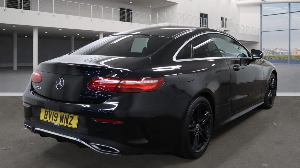 Used Mercedes-Benz E Class 2019 for sale - 77153787: Photo 4