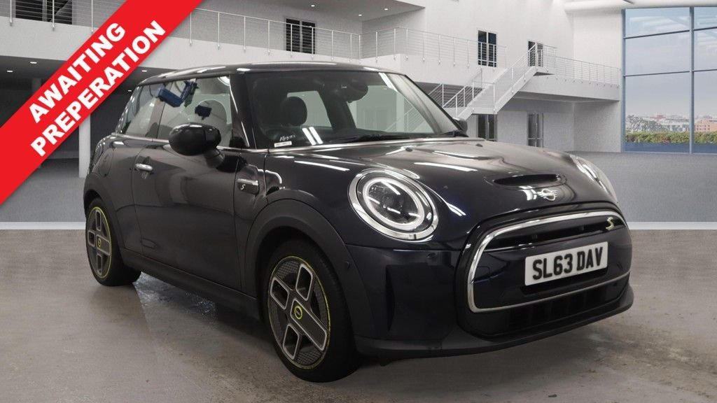 Used MINI Hatch 2022 for sale - 76559408: Photo 1