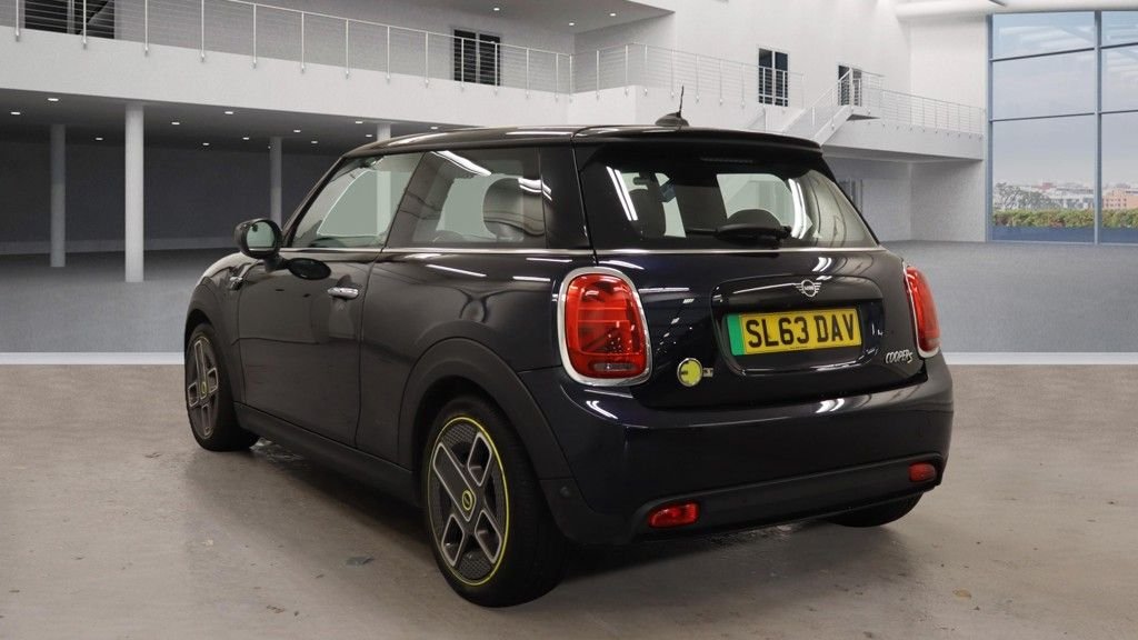 Used MINI Hatch 2022 for sale - 76559408: Photo 3