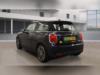 Used MINI Hatch 2022 for sale - 76559408: Photo