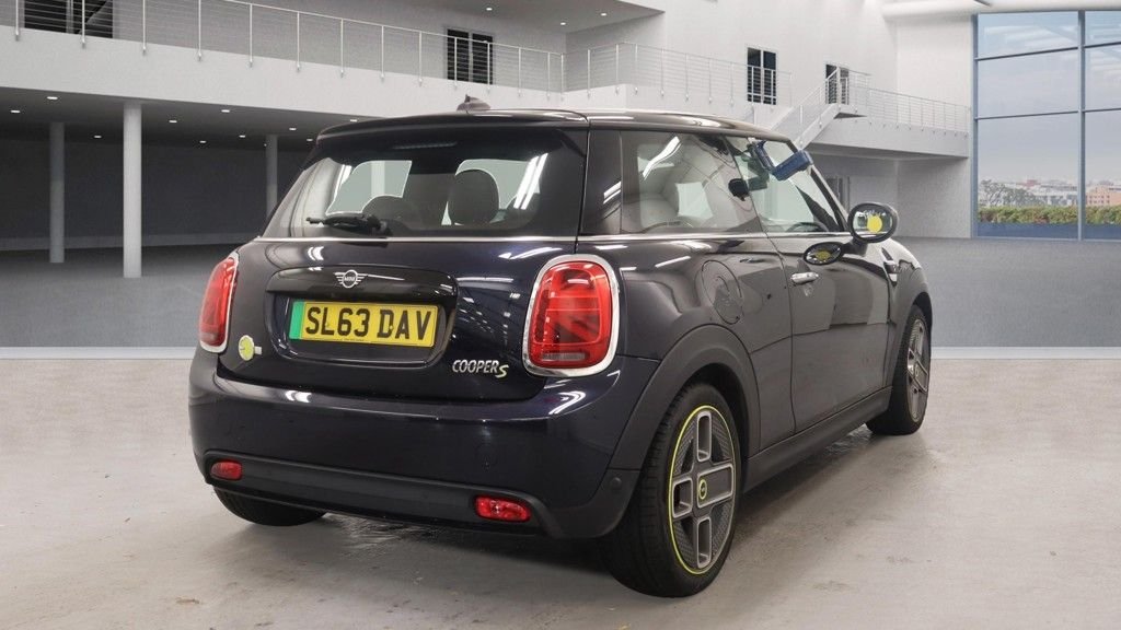 Used MINI Hatch 2022 for sale - 76559408: Photo 4