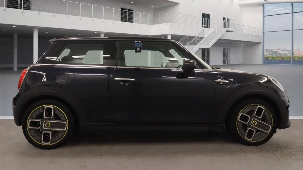 Used MINI Hatch 2022 for sale - 76559408: Photo 5