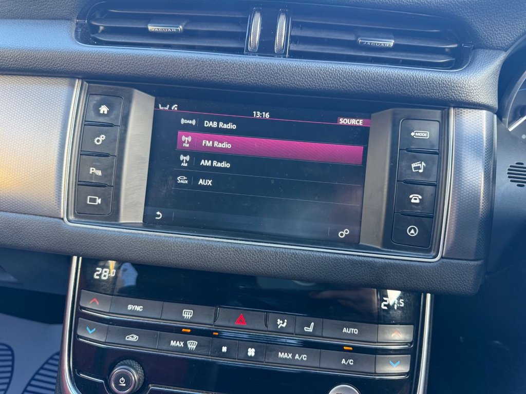 Used Jaguar XF 2018 for sale - 77009766: Photo 26