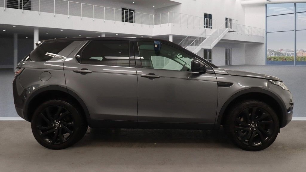 Used Land Rover Discovery Sport 2018 for sale - 76546953: Photo 5