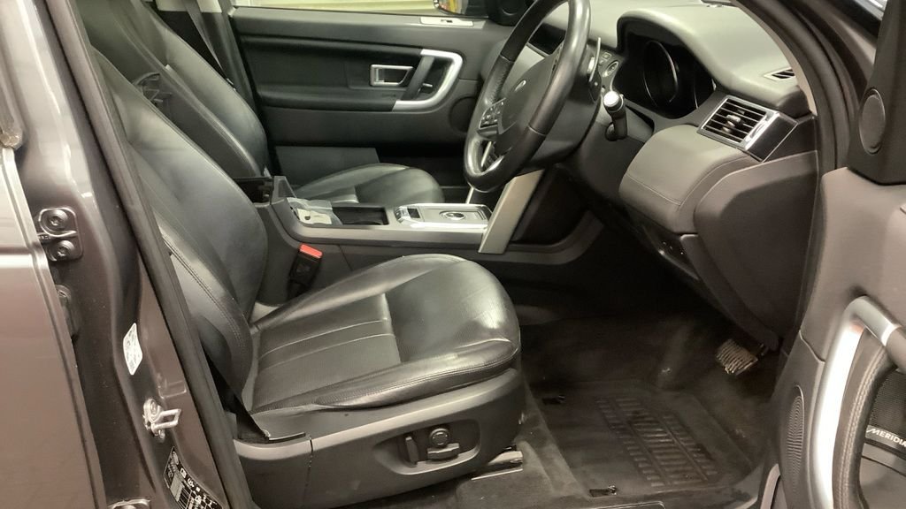 Used Land Rover Discovery Sport 2018 for sale - 76546953: Photo 9