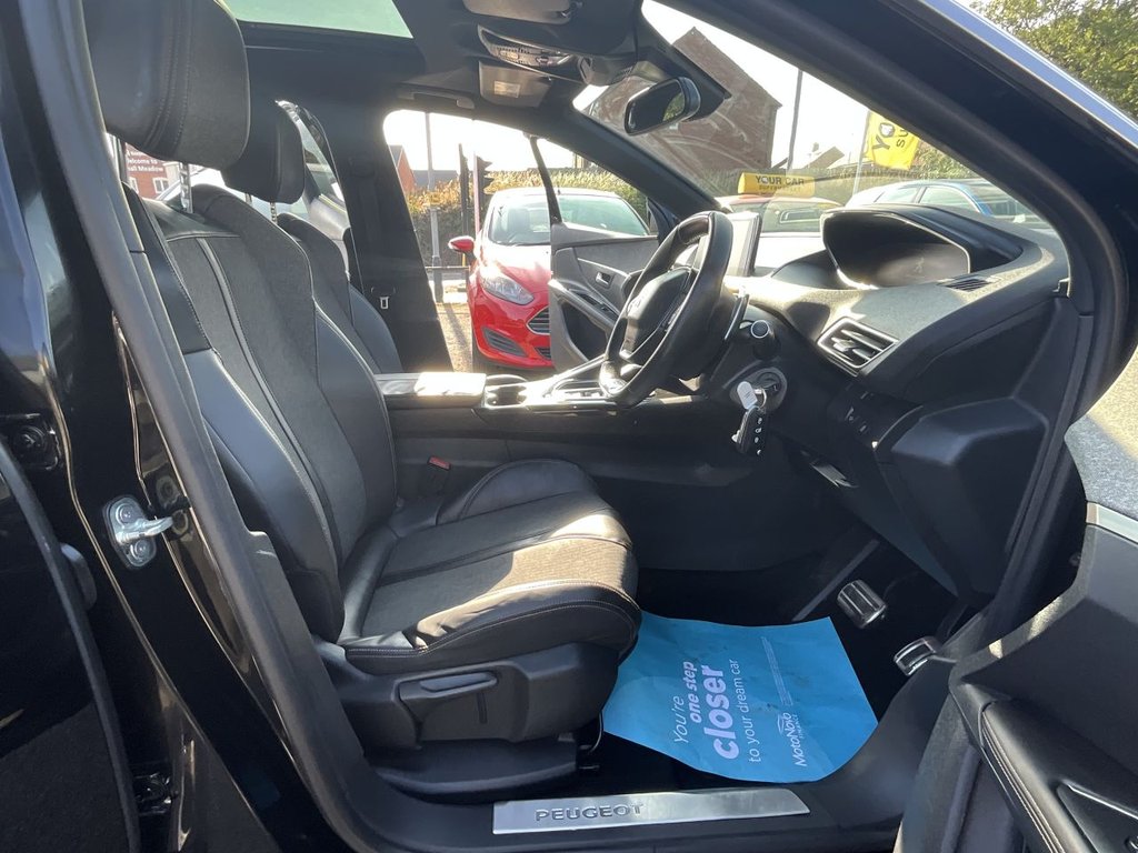 Used Peugeot 3008 2018 for sale - 76591130: Photo 12