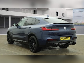 Used BMW X4 2018 for sale - 77153470: Photo