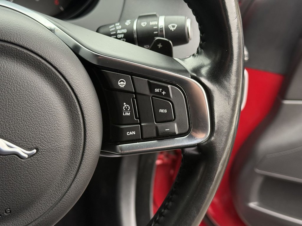 Used Jaguar XE 2017 for sale - 77990722: Photo 24