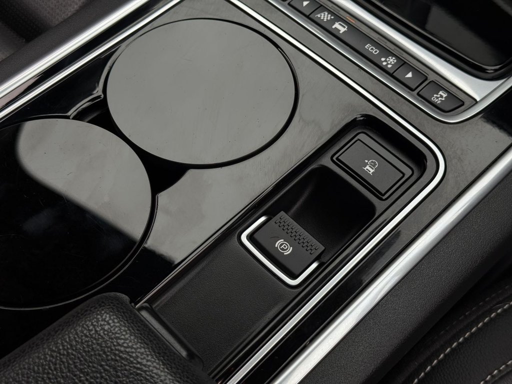 Used Jaguar XE 2017 for sale - 77990722: Photo 34