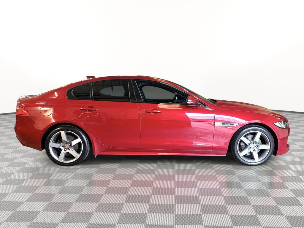 Used Jaguar XE 2017 for sale - 77990722: Photo 6