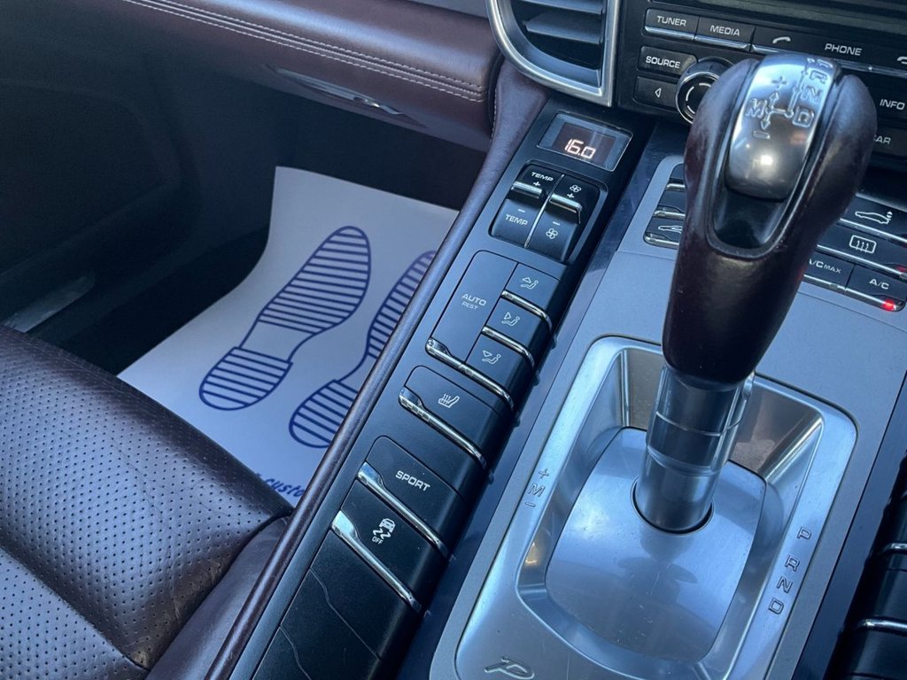 Used Porsche Panamera 2013 for sale - 77007375: Photo 32