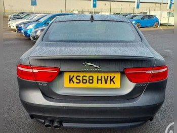 Used Jaguar XE 2018 for sale - 76582644: Photo