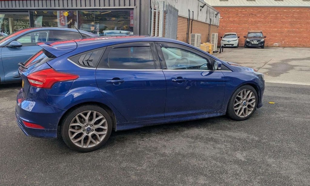 Used Ford Focus 2016 for sale - 76429781: Photo 2