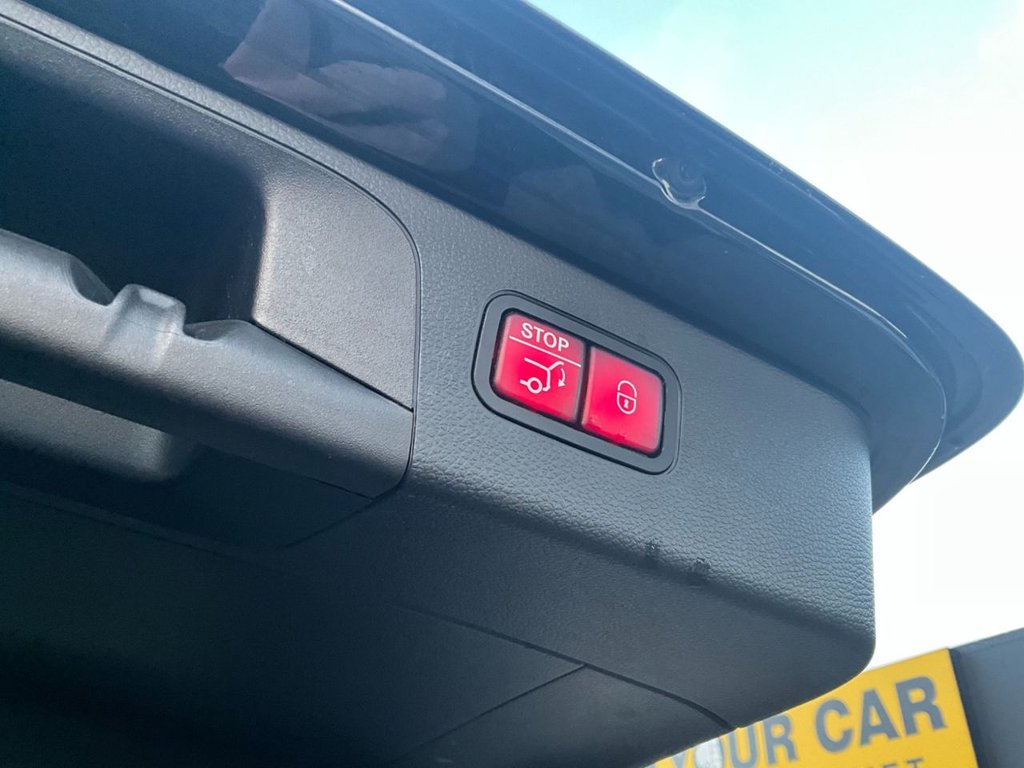 Used Mercedes-Benz GLC 2018 for sale - 77009724: Photo 38